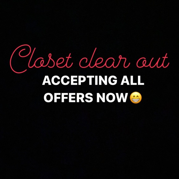 CLOSET CLEAR OUT - Picture 1 of 1